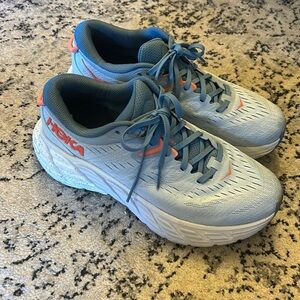 Hoka Gaviota 4. Women’s 9